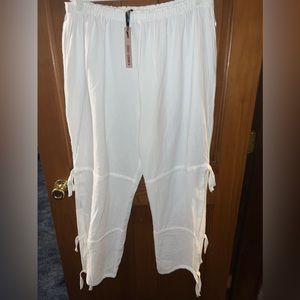coco and carmen white pants size xxl
